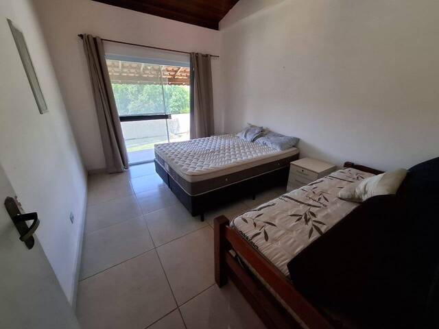 Casa para Venda em Ibiúna - 4