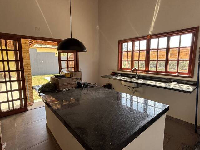 Casa para Venda em Ibiúna - 4