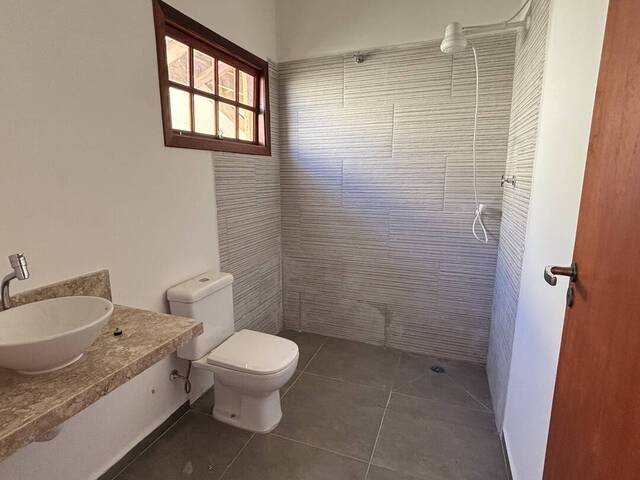 Casa para Venda em Ibiúna - 5